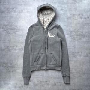 Y2K Hollister Gray Sherpa Lined Zip Up Hoodie Jacket